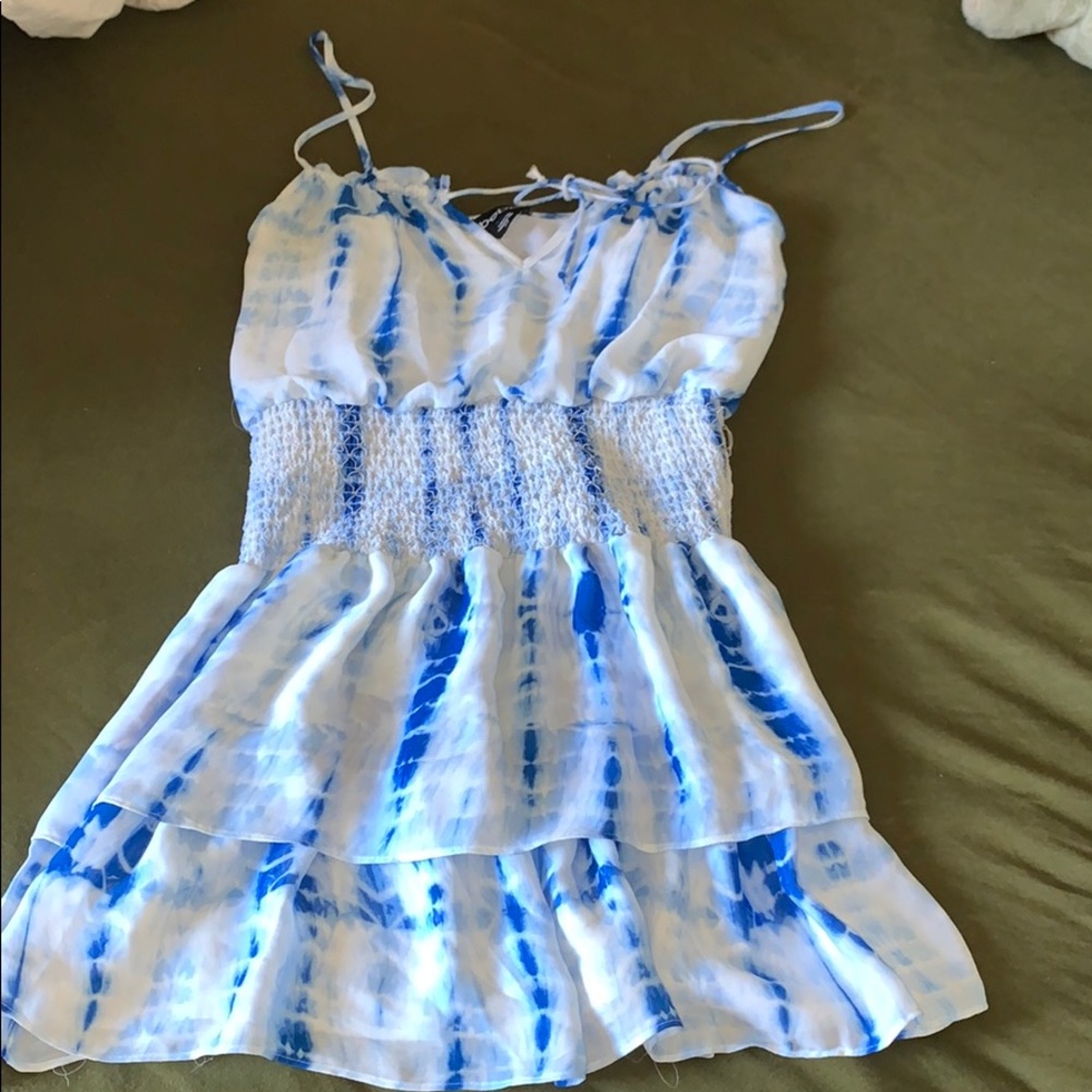 Bebe dress